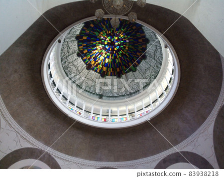 SELANGOR, MALAYSIA -AUGUST 21, 2014: Sultan Sulaiman Mosque at Klang, Selangor, Malaysia. It was a Selangor's royal mosque and officially opened in 1934. 83938218