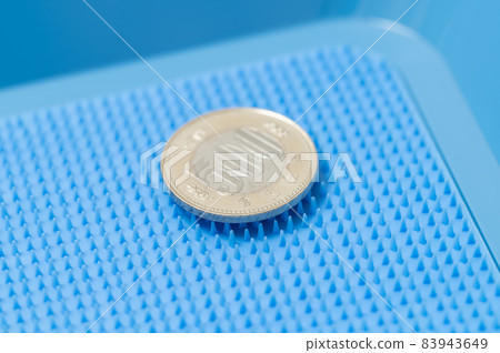 New 500 yen and change tray image New 500 yen and change tray image 83943649