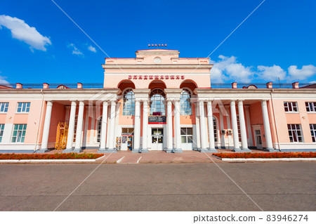 Vladikavkaz railway station building in Vladikavkaz Vladikavkaz railway station building in Vladikavkaz 83946274