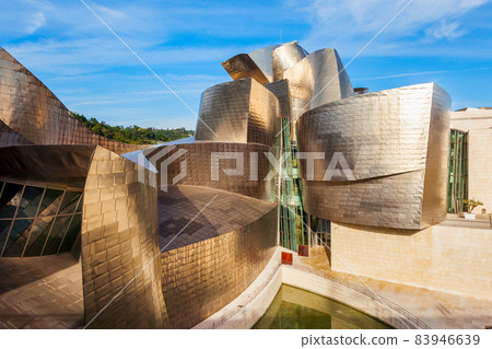 The Guggenheim Museum in Bilbao 83946639