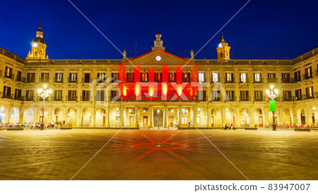 Plaza Espana Nueva in Vitoria-Gasteiz 83947007