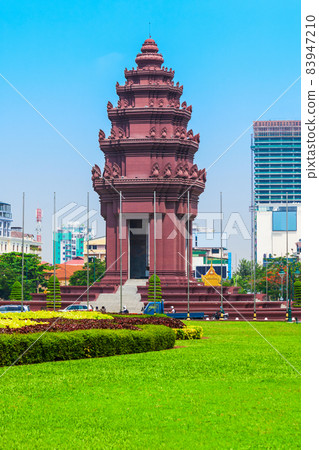 Independence Monument in Phnom Penh Independence Monument in Phnom Penh 83947210