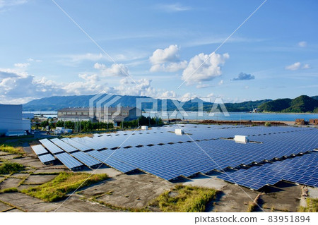 Solar panel power generation facility in the Sanin factory area 83951894