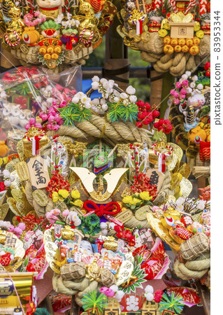 Tori no Ichi rake,繁榮的商業,多彩的神社 Tori no Ichi rake,繁榮的商業,多彩的神社 83953344