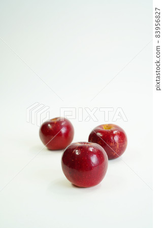 秋天的蘋果 83956827