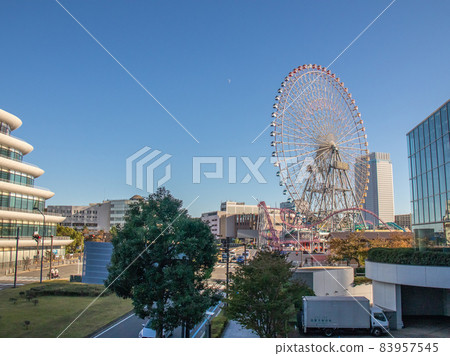 Minato Mirai Landscape 83957545