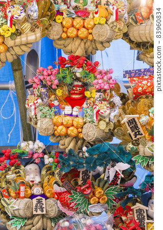 Tori no Ichi rake，繁榮的商業，多彩的神社 83960834