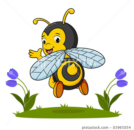 The bee with the yellow sting are flying in the park The bee with the yellow sting are flying in the park 83965854