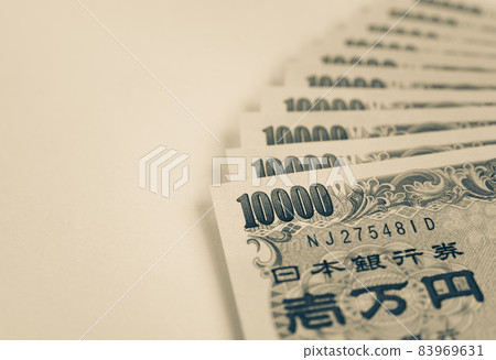 100,000日元現金10,000日元票據紙幣經濟對策利益 100,000日元現金10,000日元票據紙幣經濟對策利益 83969631