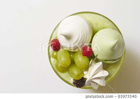 Shine Muscat dessert drink Korean cafe image 83973540