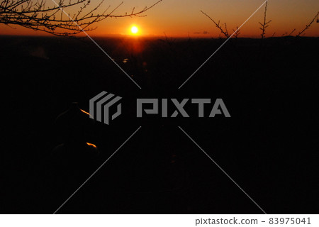 First sunrise (Mt. Keller Hodo / Fukaya city, Saitama prefecture) 83975041