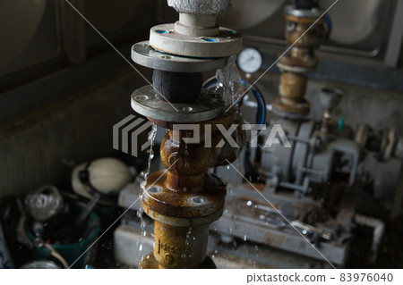Existing piping Existing piping 83976040