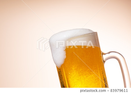生啤酒 83979611