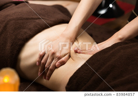 Tummy oil massage Tummy oil massage 83984857