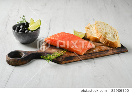 Piece of fresh salmon steak 83986590