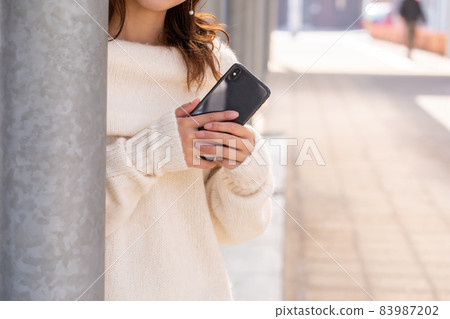 希望滿足期望的女性 希望滿足期望的女性 83987202