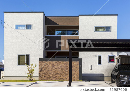 Building black car and white house Building black car and white house 83987606