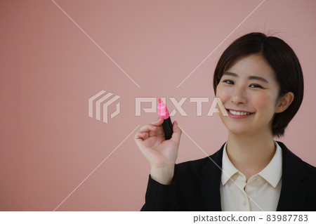 Female with marker Female with marker 83987783