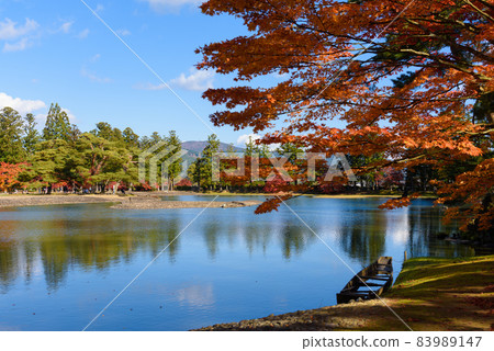 Hikikoshiji in autumn 83989147