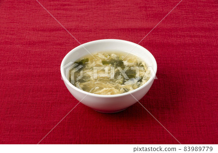 中式雞蛋裙帶菜湯 83989779