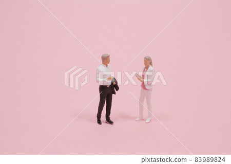 a mini Secretary figure report to her boss 83989824