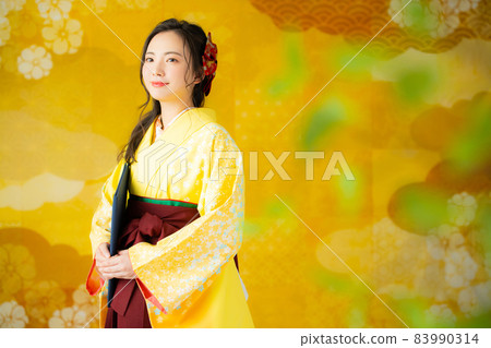 Hakama two-shaku sleeve kimono graduation ceremony 83990314