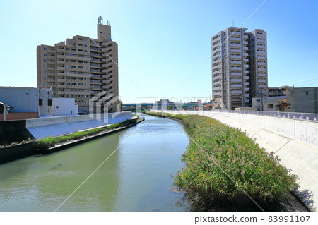 Scenery of the Yamasaki River seen from the Kozokubashi, Minami-ku, Mizuho-ku, Nagoya 83991107