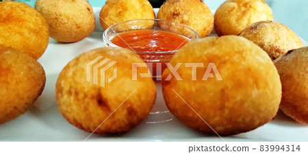 Potato croquettes - mashed potatoes balls breaded and deep fried Potato croquettes - mashed potatoes balls breaded and deep fried 83994314