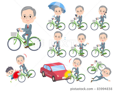 一組乘坐城市自行車的商務老人 83994838