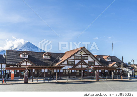 Station building of Kawaguchiko Station and Mt. Fuji [Yamanashi Prefecture, Minamitsuru District, Fujikawaguchiko Town] 83996322