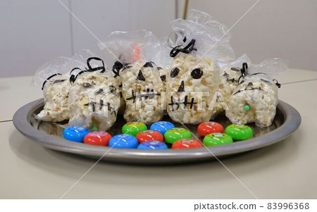 healthy snacks for kids in school in christimas time healthy snacks for kids in school in christimas time 83996368