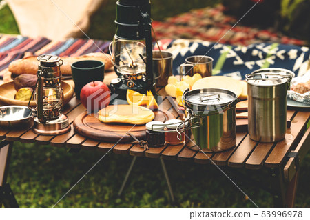 Camping life 83996978