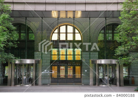 Fashionable shopping mall exterior 84000188