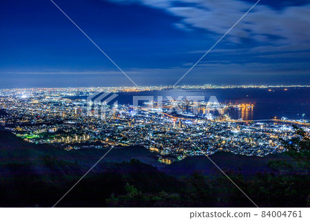 [Urban scenery of Hyogo] Night view of Kobe Mayayama Kikuseidai (Japan's three major night views) 84004761