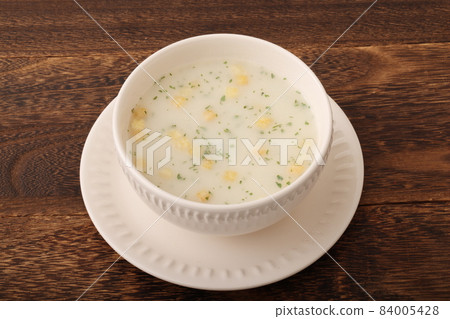 Potage of potatoes 84005428