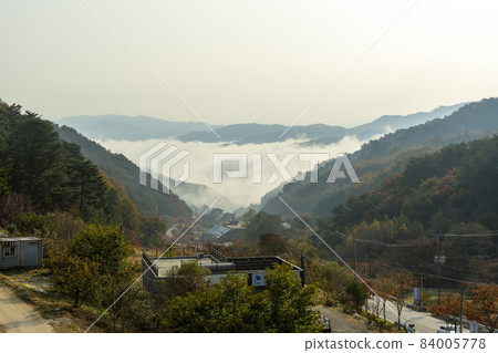 江原道仁濟郡雲海 江原道仁濟郡雲海 84005778