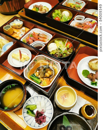 旅館的餐 84009349