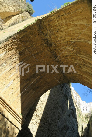 龍達,一座懸崖之城 龍達,一座懸崖之城 84009846