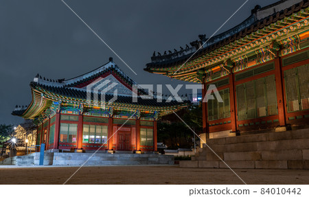 Deoksugung royal palace of Joseon dynasty in Seoul South Korea Deoksugung royal palace of Joseon dynasty in Seoul South Korea 84010442