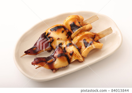 Squid skewer Hamayaki style 84013844