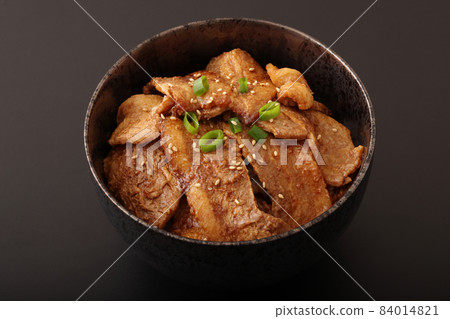 烤豬肉碗 烤豬肉碗 84014821