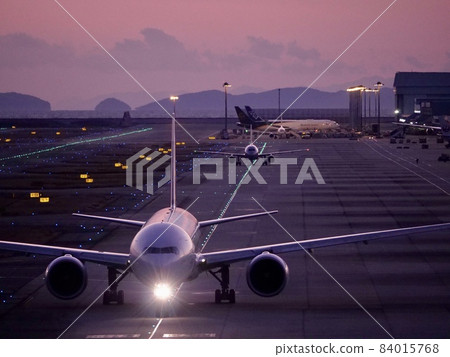關西機場 / 跑道 / 夜景 84015768