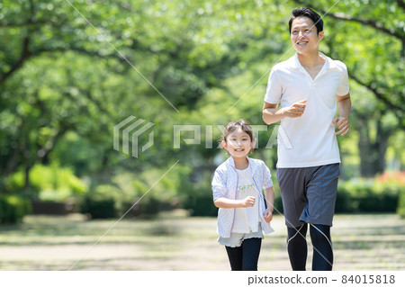 Parents who jog Parents who jog 84015818