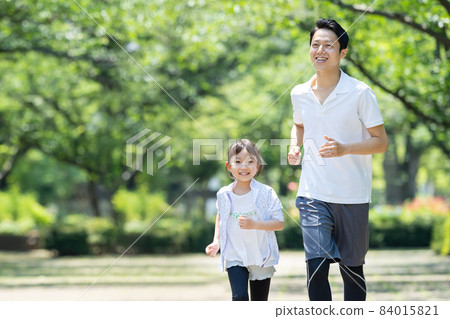 慢跑的父母 84015821