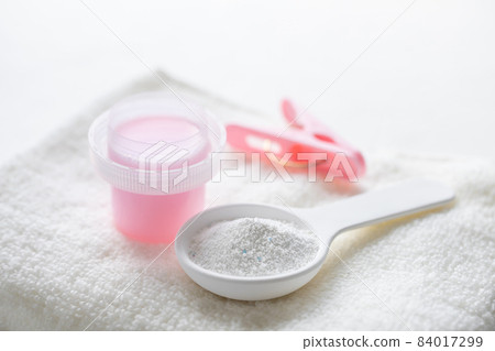 洗衣粉和織物柔軟劑 洗滌用圖像材料 洗衣粉和織物柔軟劑 洗滌用圖像材料 84017299