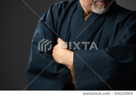 Senior men's kimono at hand Senior men's kimono at hand 84020064