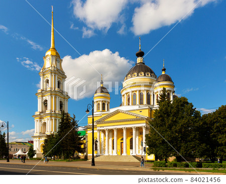 Spaso-Preobrazhensky Cathedral in provincial town of Rybinsk. Russia Spaso-Preobrazhensky Cathedral in provincial town of Rybinsk. Russia 84021456