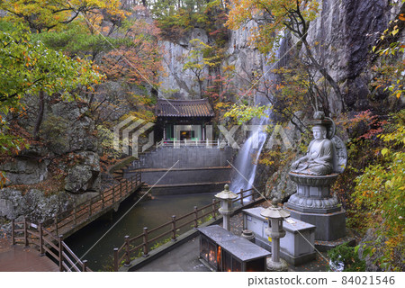 Yangsan Hongryong Waterfall 84021546