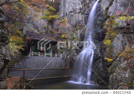 Yangsan Hongryong Waterfall 84021548