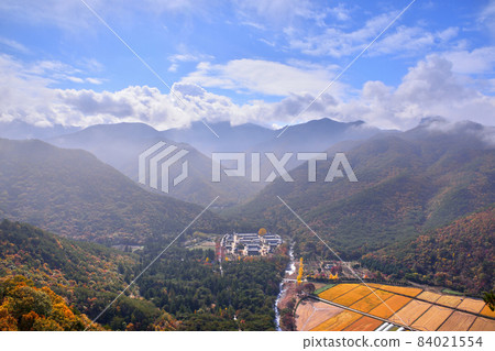 雲門寺的秋日早晨 84021554